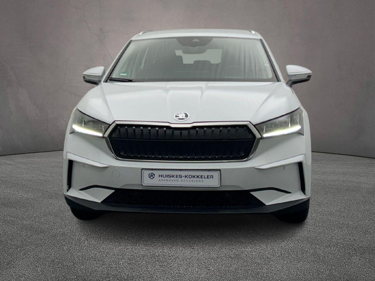 Skoda Enyaq iV 85 Selection 286pk Automaat Cruise control, Achteruitrijcamera, Navigatie, Airco, LED koplampen, Parkeersensoren, App connect, DAB, Radio, Bluetooth