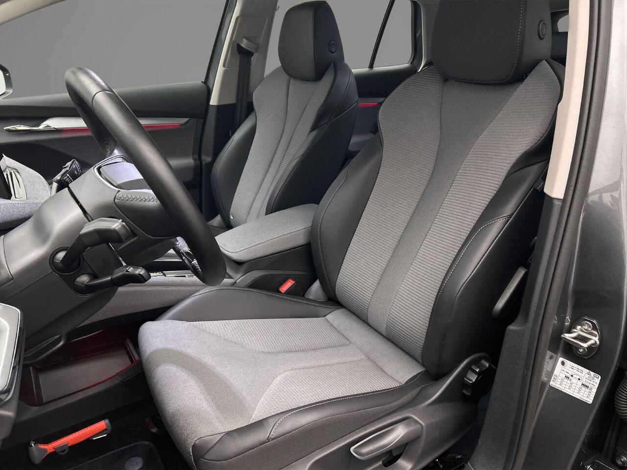 Skoda Enyaq iV 85 Selection 286pk Automaat Cruise control, Navigatie, Achteruitrijcamera, LED koplampen, App connect, Parkeersensoren, Airco, DAB, Radio