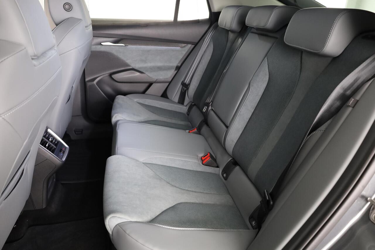 Skoda Enyaq iV Coupe 85 Business Edition 286 pk | Business upgrade pakket - ADVANCED | Lounge interieur | 21 inch lichtmetalen velgen