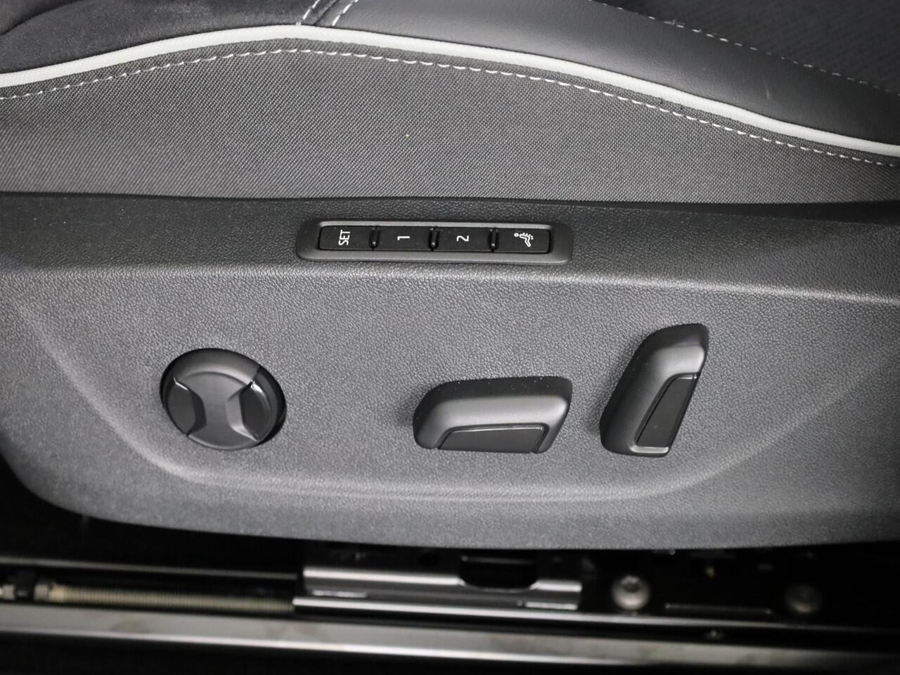 Skoda Enyaq iV 85 Sportline 286pk | Panoramadak | Business upgrade pakket | 21 inch