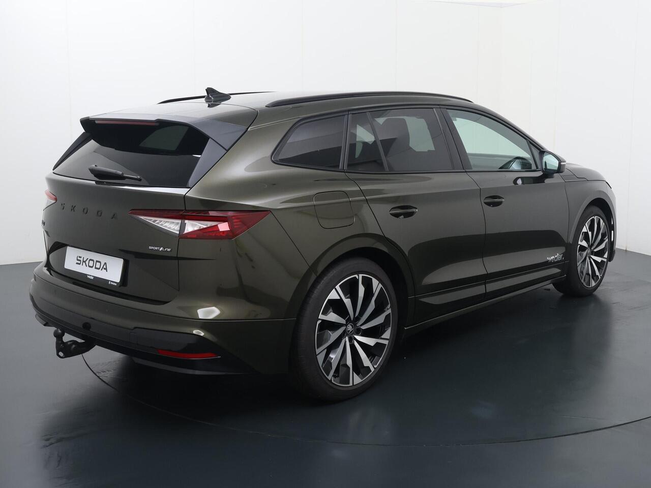 Skoda Enyaq iV 60 Sportline 204 PK | 21" lichtmetalen velgen | Trekhaak | Head-Up Display | Light band | Canton Sound | 360 graden camera |