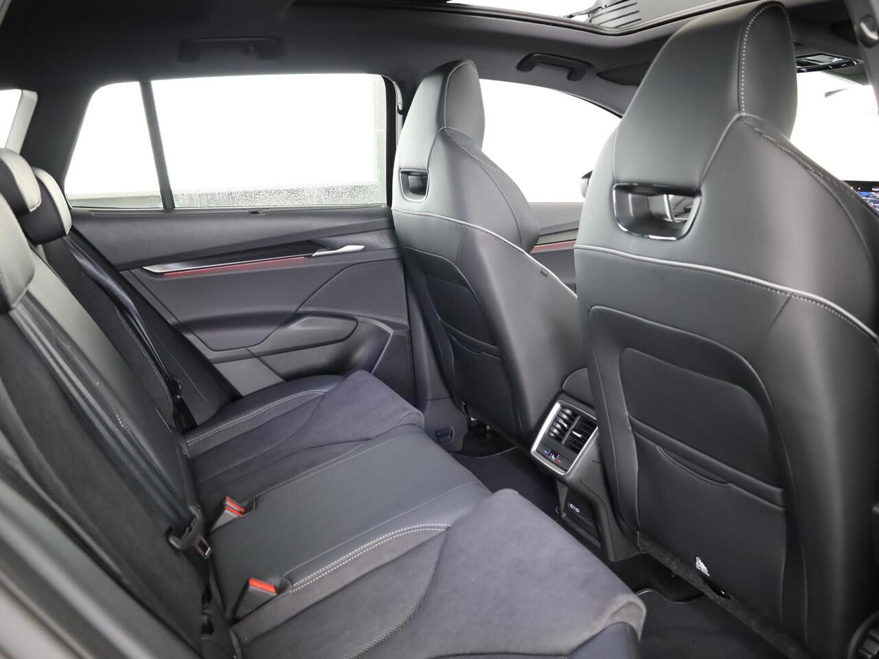 Skoda Enyaq iV 85 Sportline 286pk | Head up | Panoramadak | Canton | 21 inch