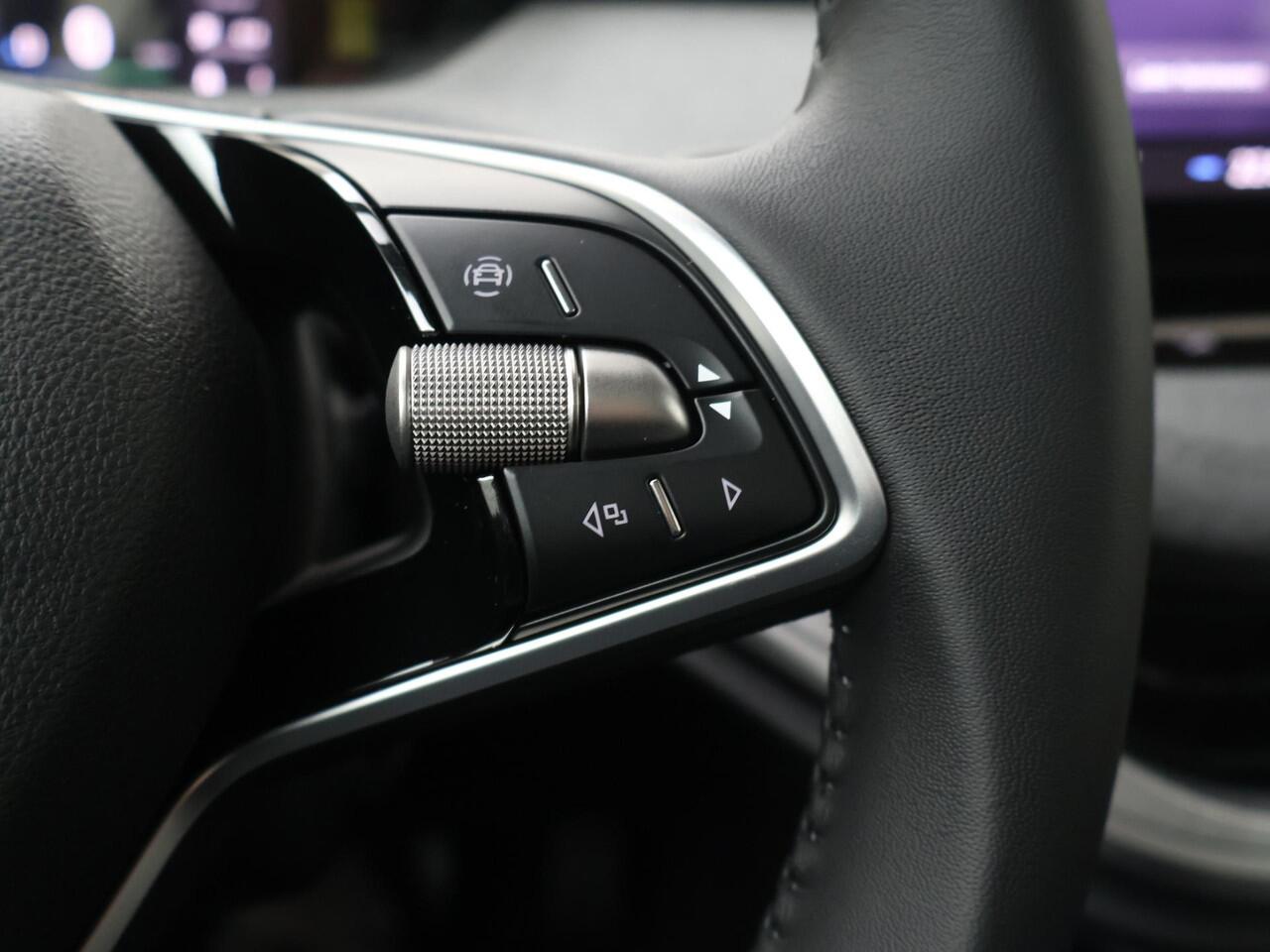 Skoda Enyaq iV 85 Selection 286 PK | Panoramadak | 21" Lichtmetalen velgen | Trekhaak