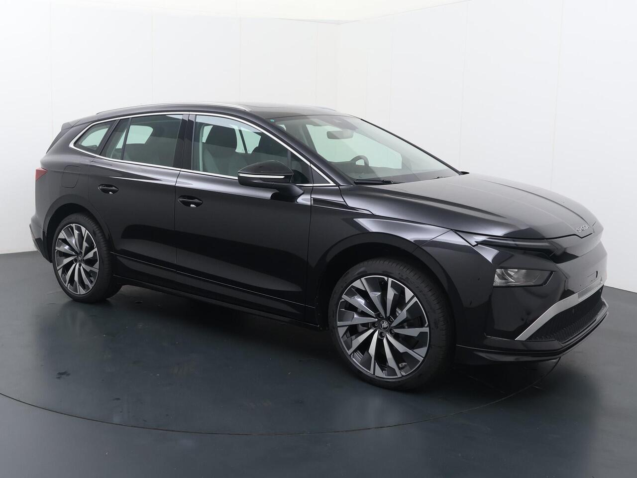 Skoda Enyaq iV 85 Selection 286 PK | Panoramadak | 21" Lichtmetalen velgen | Trekhaak