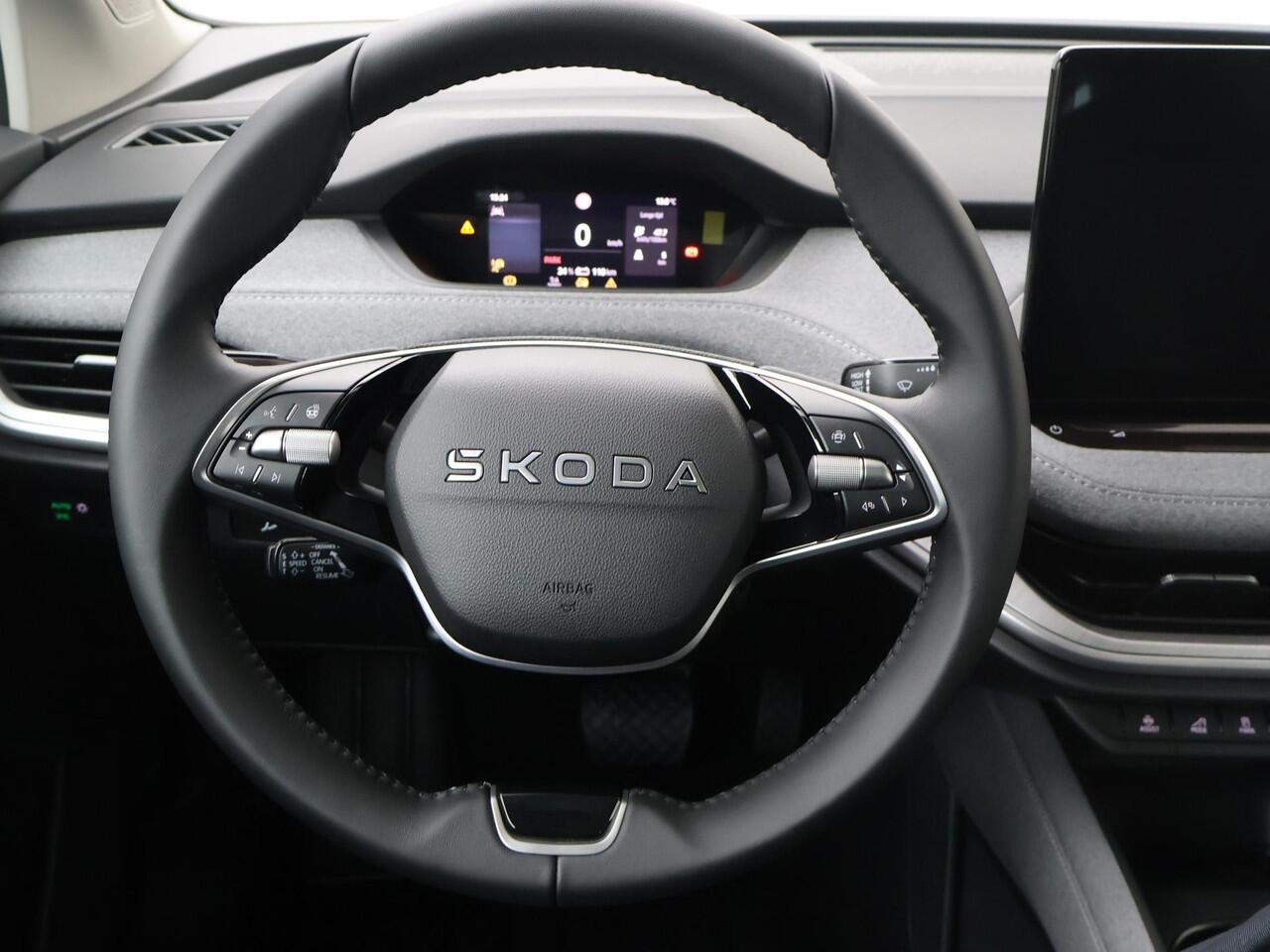 Skoda Enyaq iV 85 Selection 286 PK | Panoramadak | 21" Lichtmetalen velgen | Trekhaak