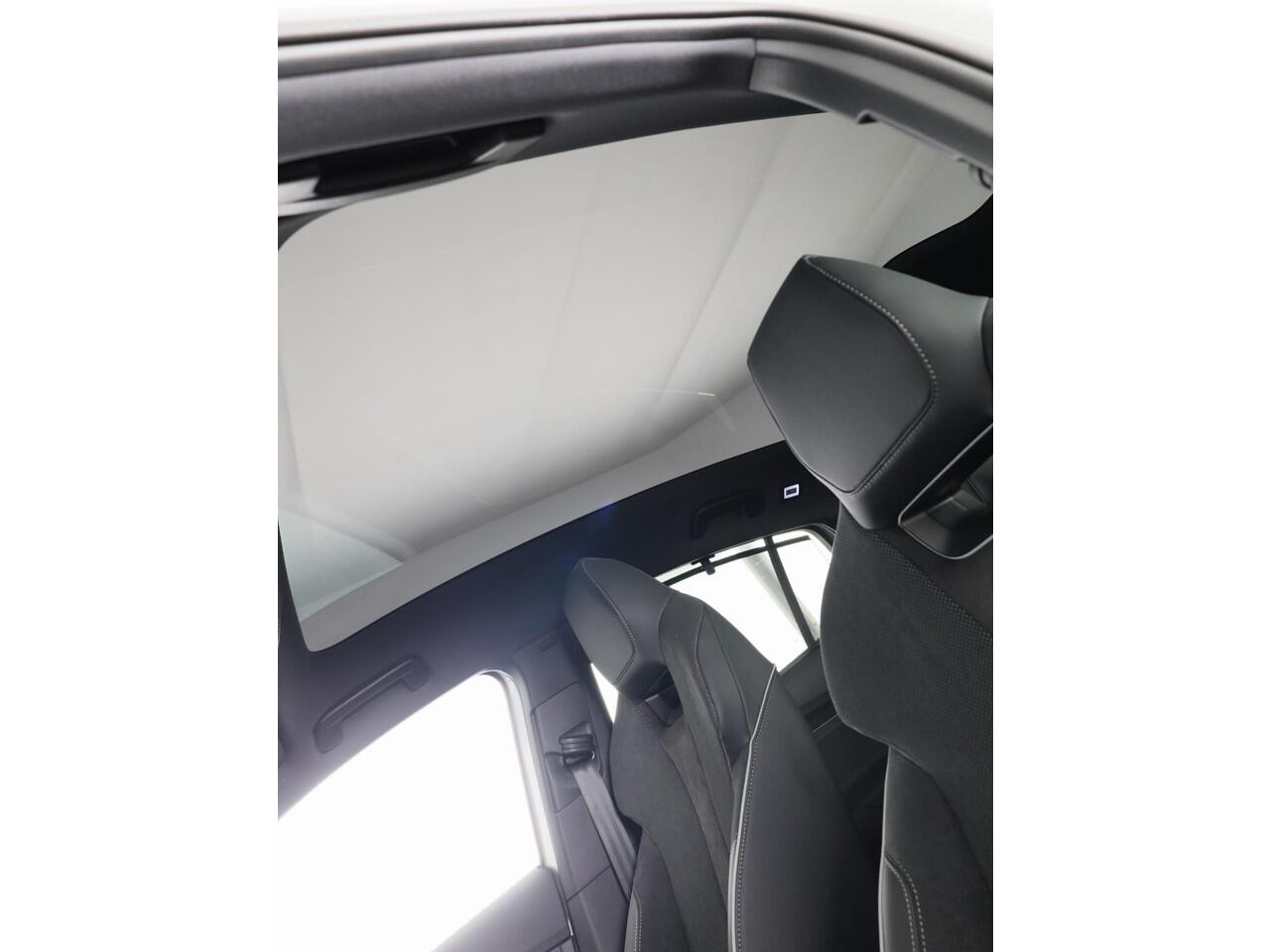 Skoda Enyaq iV Coupe 60 Sportline 204 pk | 436 km range (WLTP) | Blind Spot | Panoramadak |