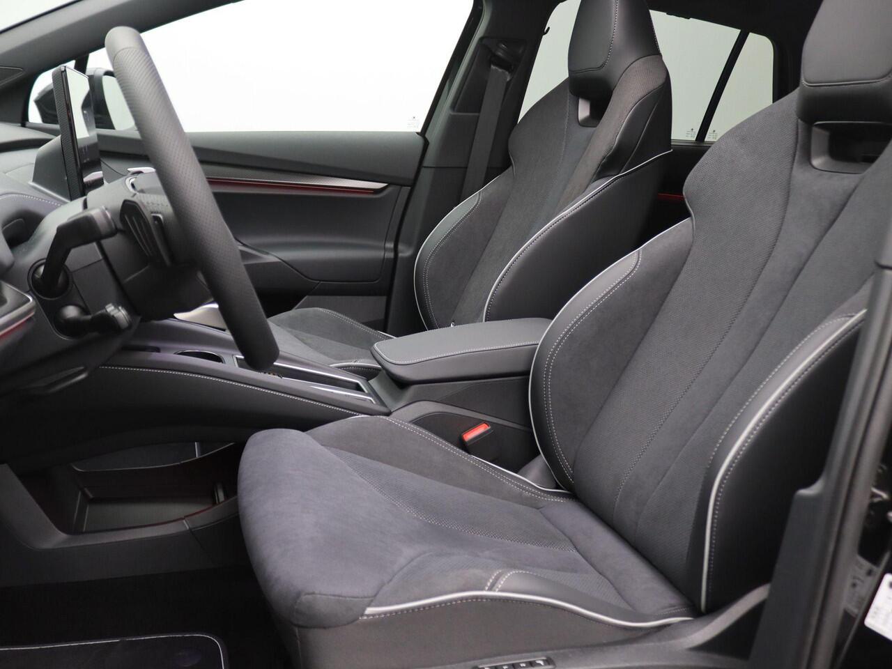 Skoda Enyaq iV 85 Sportline 286PK Aut. Pano-Schuifkanteldak, Warmtepomp, Achteruitrijcamera, Navigatie, Keyless, Matrix-LED, Stoel-Stuurverwarming, Trekhaak, 20" LM Velgen