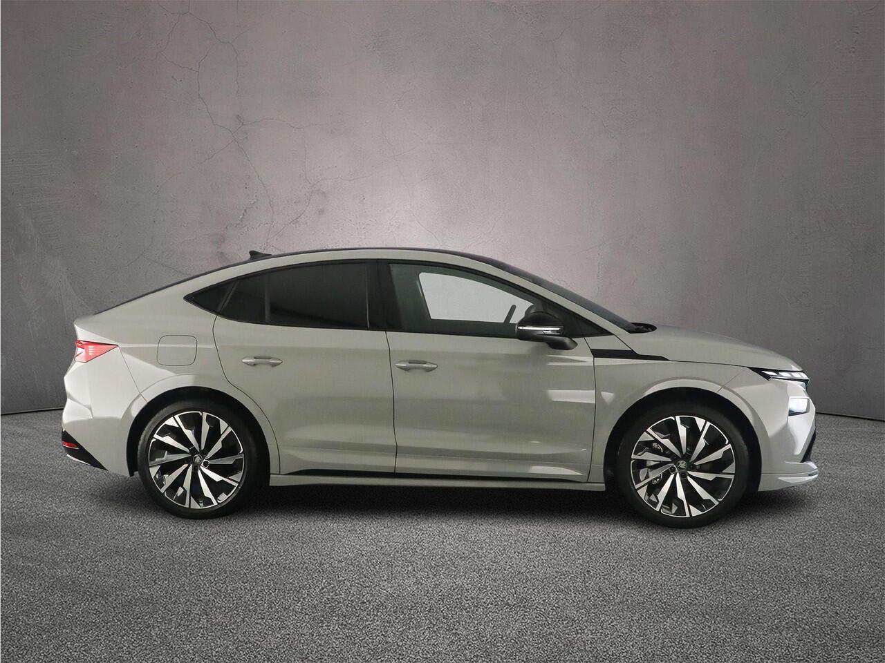 Skoda Enyaq iV Coupé 85 Sportline 286pk Automaat Panoramadak, Adaptive cruise control, 360 camera, Head up display, Navigatie, Elektrische achterklep, LED matrix koplampen, Stoelverwarming