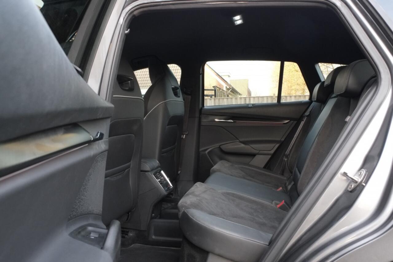 Skoda Enyaq iV 85 Sportline 286pk Trekhaak, El stoelen, Camera