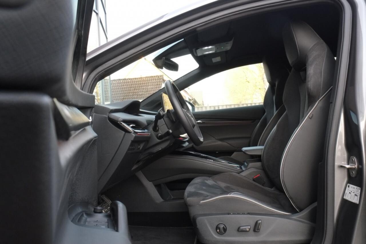 Skoda Enyaq iV 85 Sportline 286pk Trekhaak, El stoelen, Camera