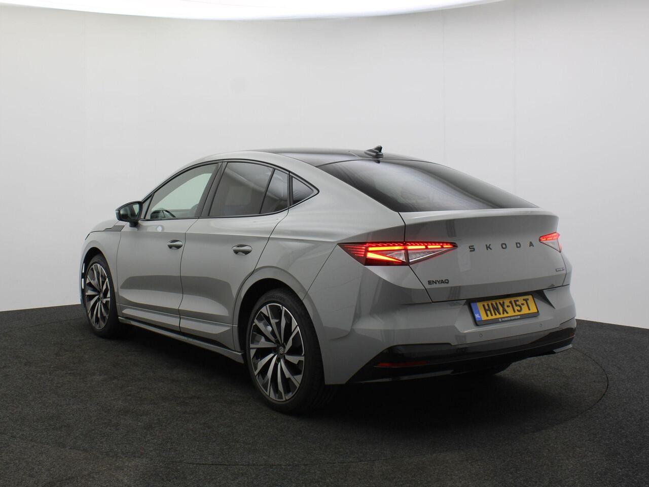 Skoda Enyaq iV Coupé 60 Sportline 204pk Automaat Adaptive cruise control, Achteruitrijcamera, Panoramadak, Navigatie, Stuurwiel verwarmd, Stoelverwarming, LED matrix koplampen, Parkeersensoren