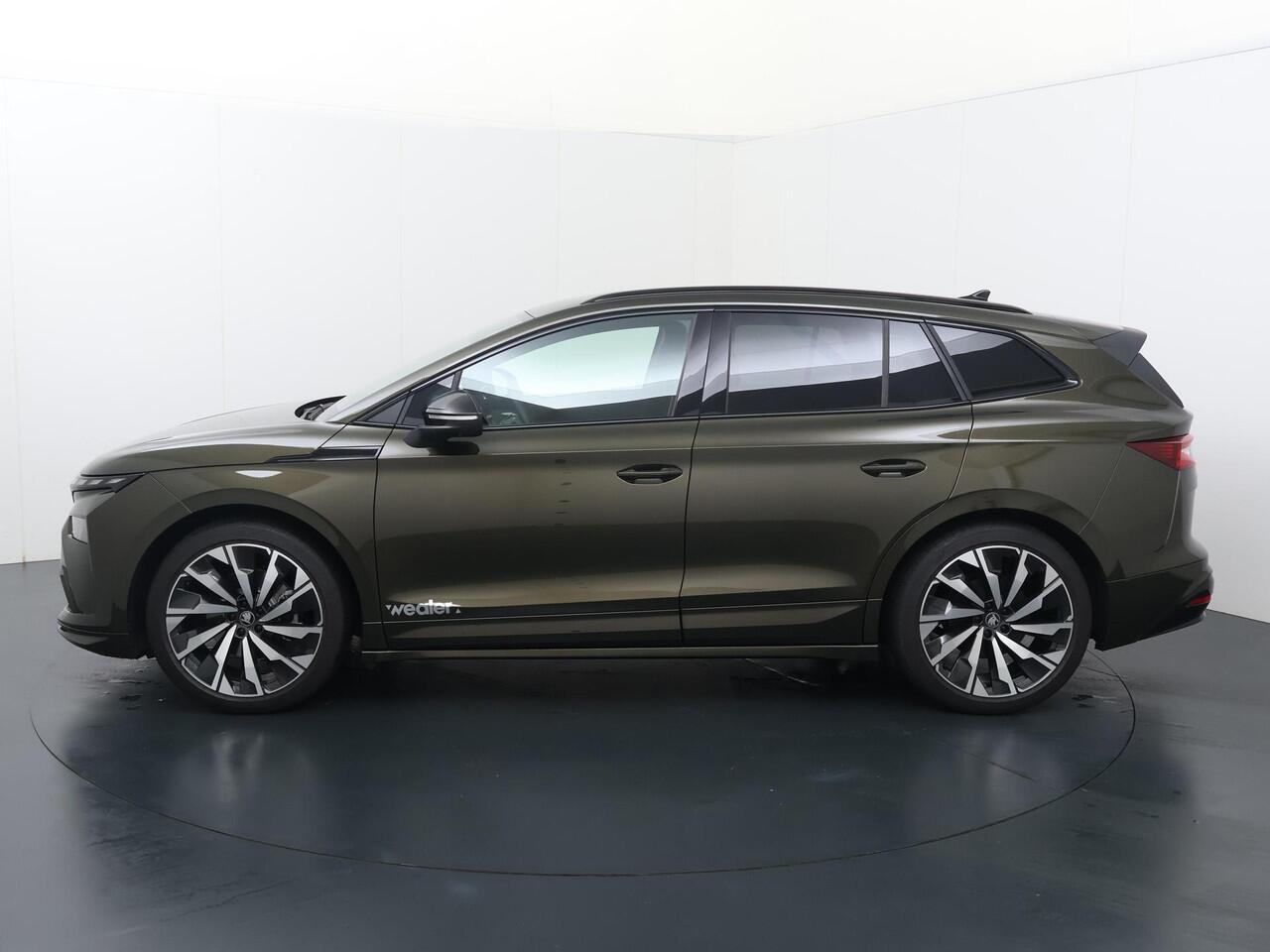 Skoda Enyaq iV 60 Sportline 204 PK | 21" lichtmetalen velgen | Trekhaak | Head-Up Display | Light band | Canton Sound | 360 graden camera |