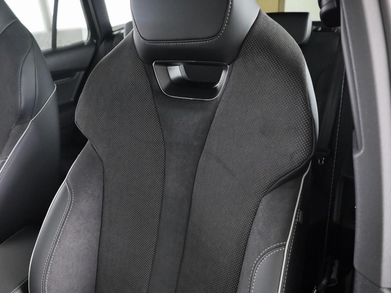 Skoda Enyaq iV 60 Sportline 204 pk | Panoramadak | Adaptive Cruise Control | Blind Spot |