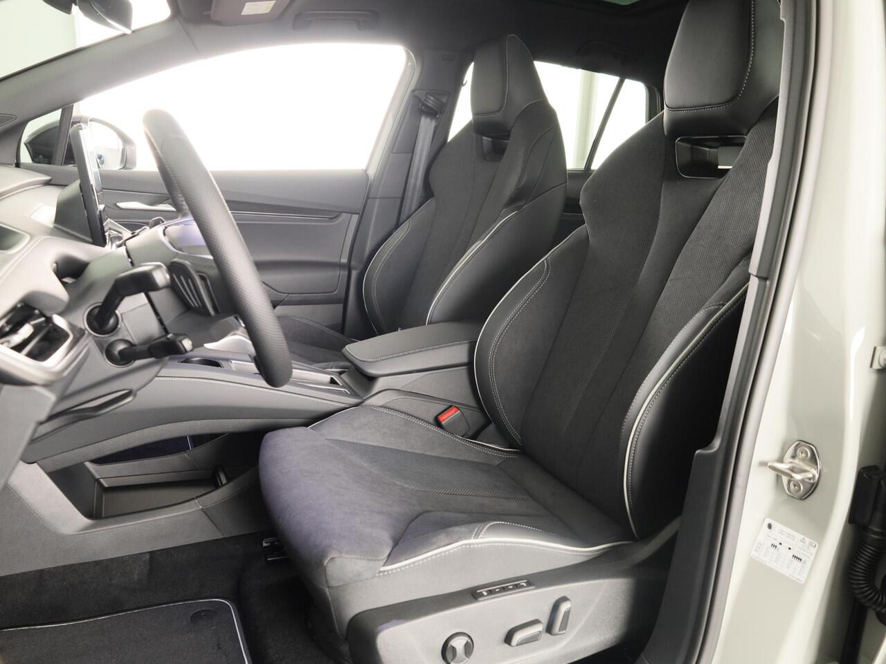 Skoda Enyaq iV 85 Sportline 286 pk 21 inch | Head up | Lightband | Blind spot | Adaptive Cruise | Panoramadak