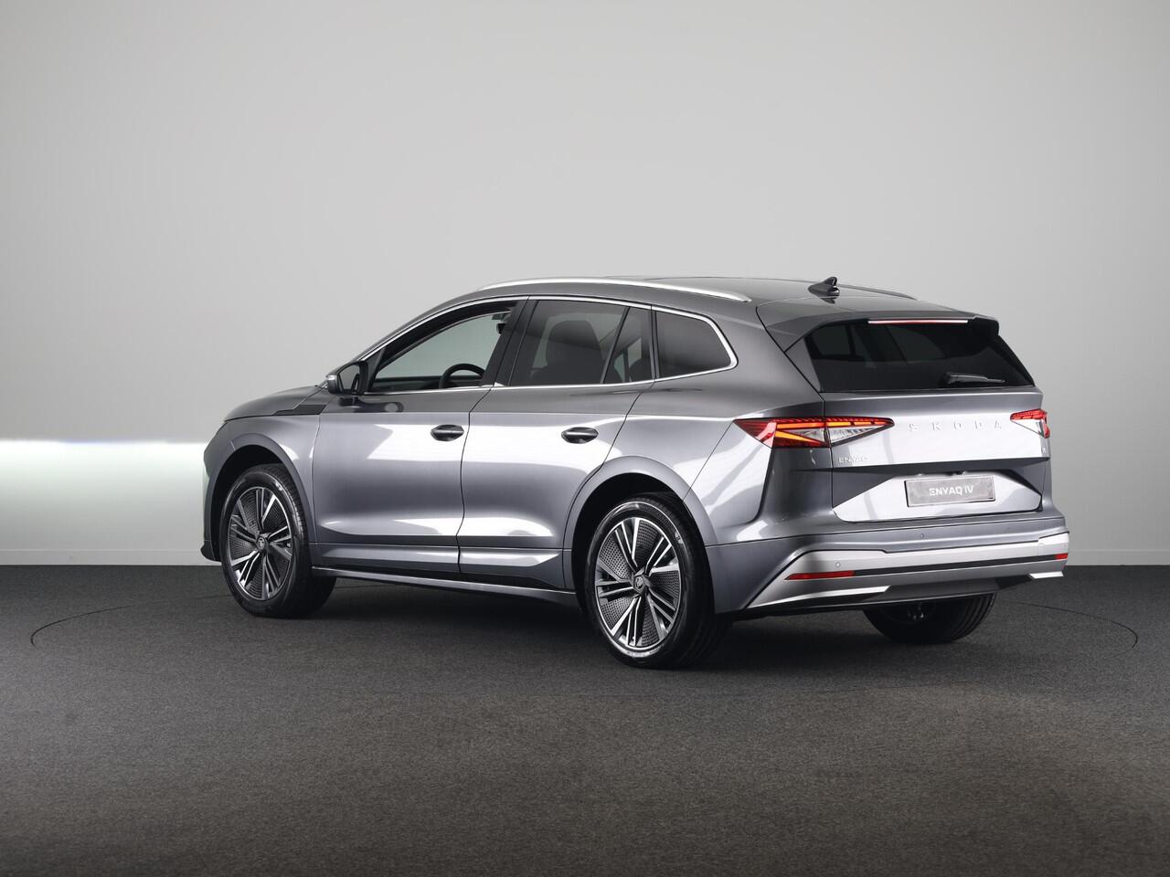 Skoda Enyaq iV 85 Business Edition 286 pk | Panoramadak | Lederen bekleding | Wegklapbare trekhaak | 20 inch lichtmetalen velgen