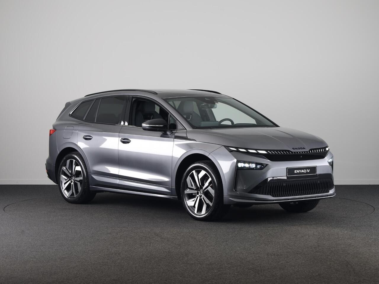 Skoda Enyaq iV 60 Sportline 204pk | Panoramadak | Light Band | Head up | Canton Sound | Elek. stoel | Adaptive Cruise | Blind spot