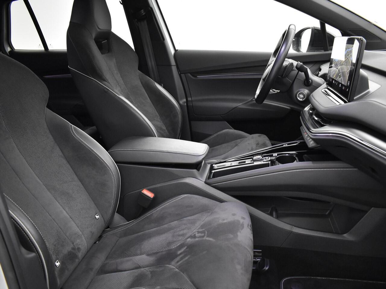 Skoda Enyaq iV 85 Sportline | Trekhaak | Upgrade pakket Advanced | Panoramadak