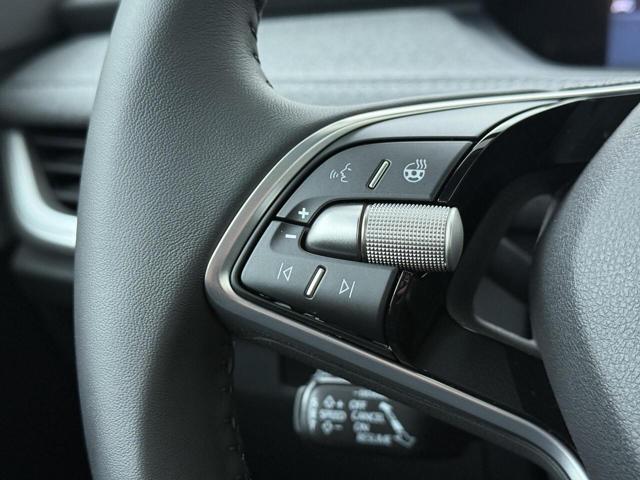 Skoda Enyaq iV 85 Selection 286 PK | Panoramadak | 21" Lichtmetalen velgen | Trekhaak