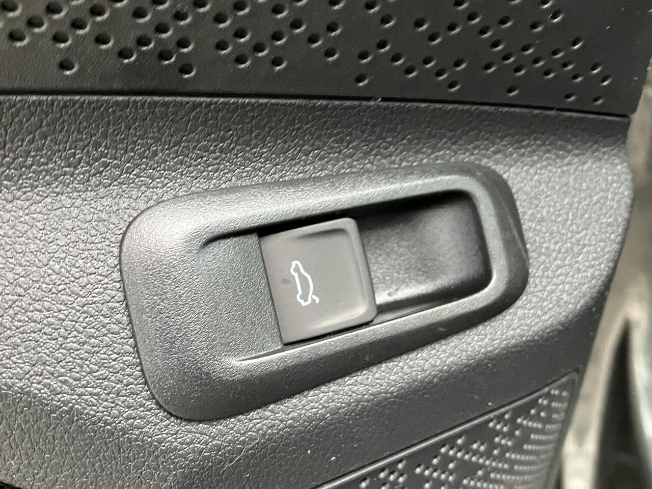 Skoda Enyaq iV Coupé 85 Selection Elektromotor 286 PK | 21" Lichtmetalen velgen | Trekhaak | Clever Upgrade Pakket |