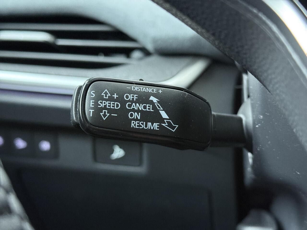 Skoda Enyaq iV Coupé 85 Business Edition 286 PK | Trekhaak | 21" lichtmetalen velgen | Lounge Interieur pakket |