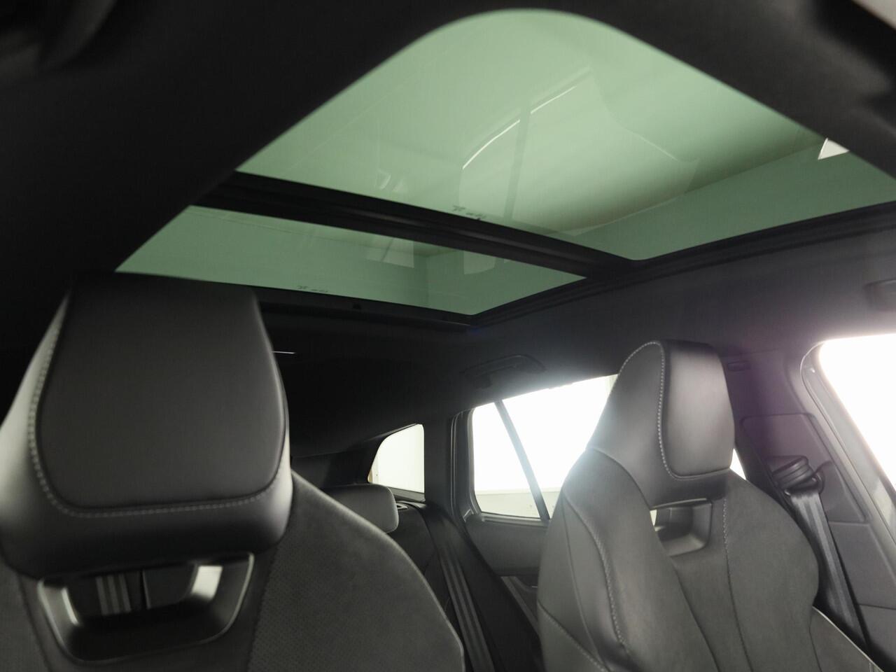 Skoda Enyaq iV 60 Sportline 204pk | Panoramadak | Adaptive Cruise | Blind Sot | Elek. stoel | Stuurverwarming | Stoelverwarming