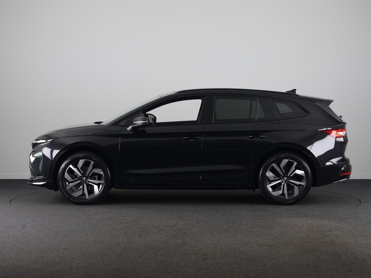 Skoda Enyaq iV 60 Sportline 204pk | Panoramadak | 20 inch | Sportstoelen | Adaptive Cruise | Blind Spot