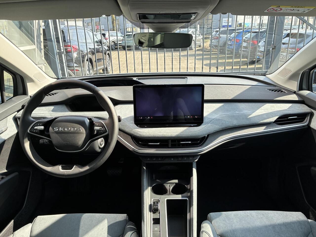 Skoda Enyaq iV Coupé 85 Business Edition 286 PK | Trekhaak | Lounge interieur | 21"lichtmetalen velgen |
