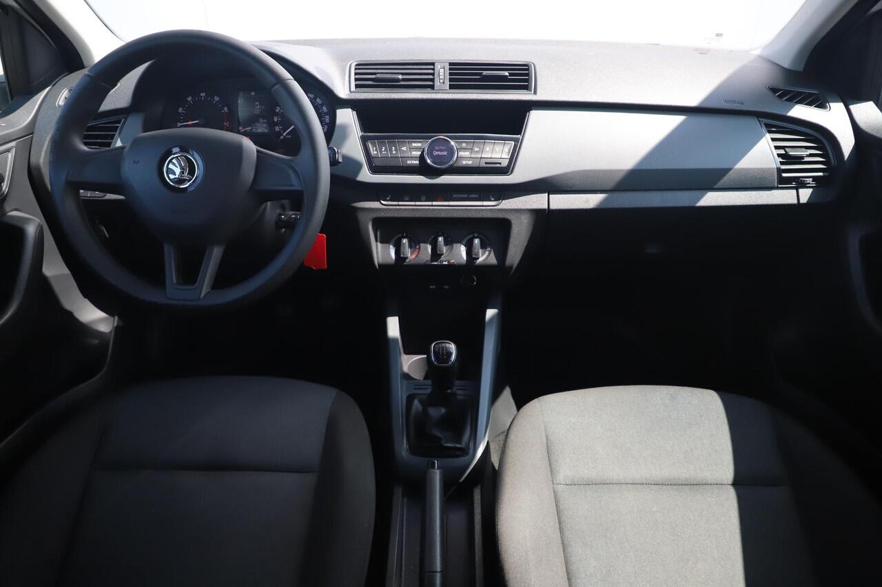 Skoda FABIA Combi 1.0 TSI Drive 95PK Airco Radio Stoelverwarming Elektrische Ramen