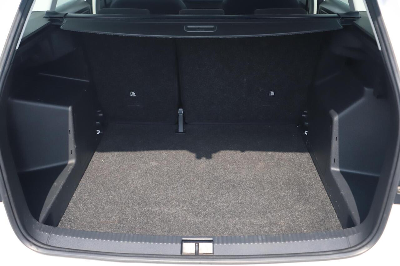 Skoda FABIA Combi 1.0 TSI Drive 95PK Radio Airco Stoelverwarming Parkeersensor