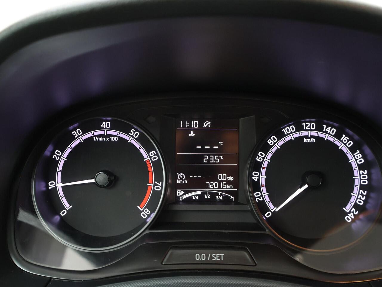 Skoda FABIA Combi 1.0 Active | 75 PK | Cruise control | Airco | Apple Carplay/Android Auto |