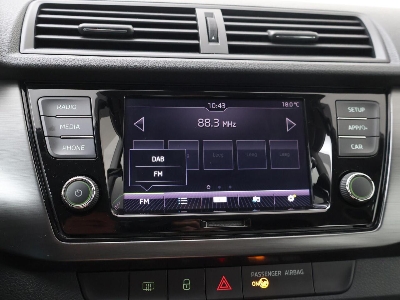 Skoda FABIA Combi 1.0 TSI Business Edition | 95 PK | Climate control | Cruise control | Apple Carplay/Android Auto |