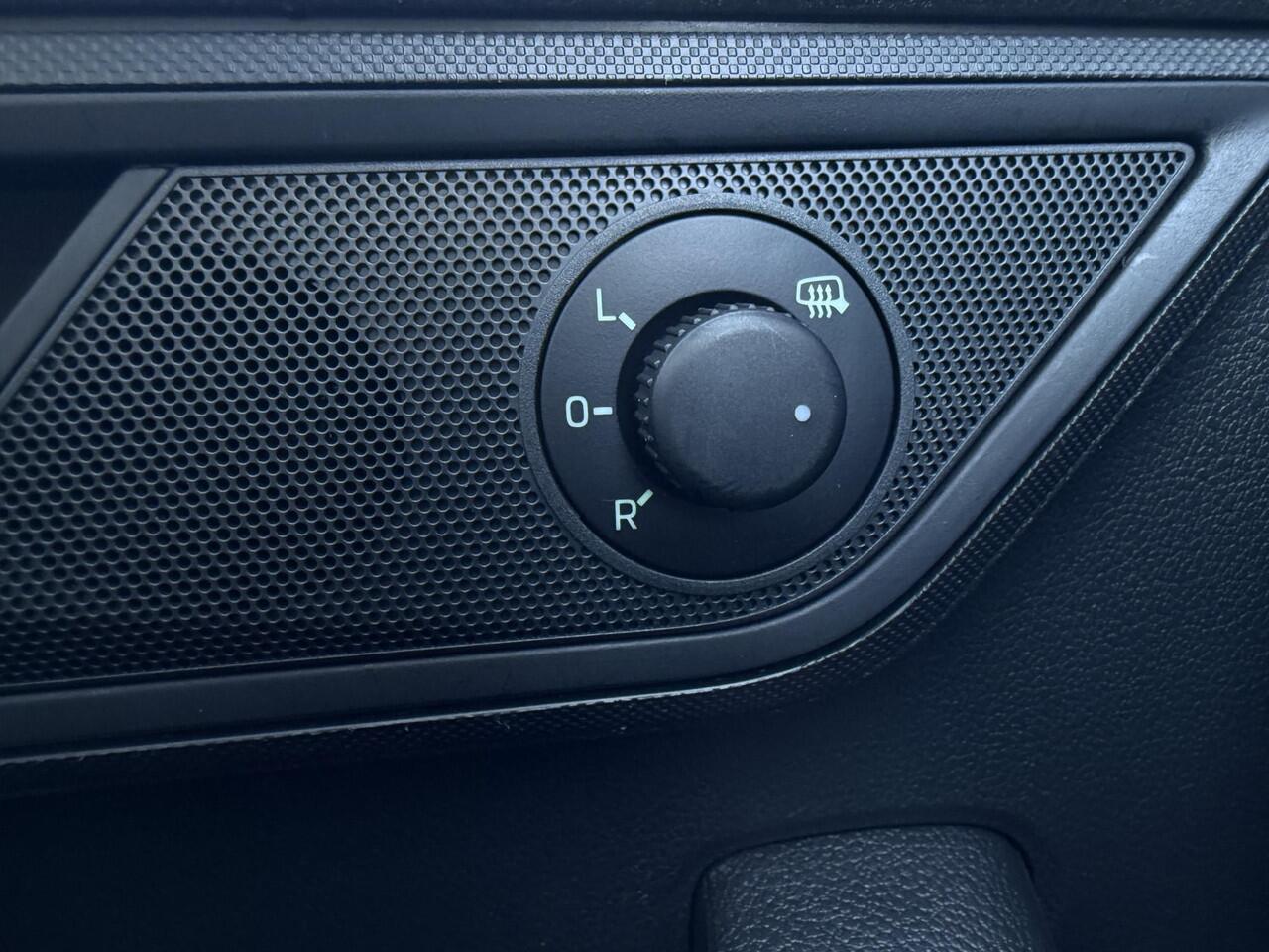 Skoda FABIA Combi 1.0 Business Edition ?Nieuw Model ?Apple Carplay & Android Auto ?Navigatie ?Climate ?Stoelverwarming ?Cruise ?Parkeersensoren ?Lichtmetaal