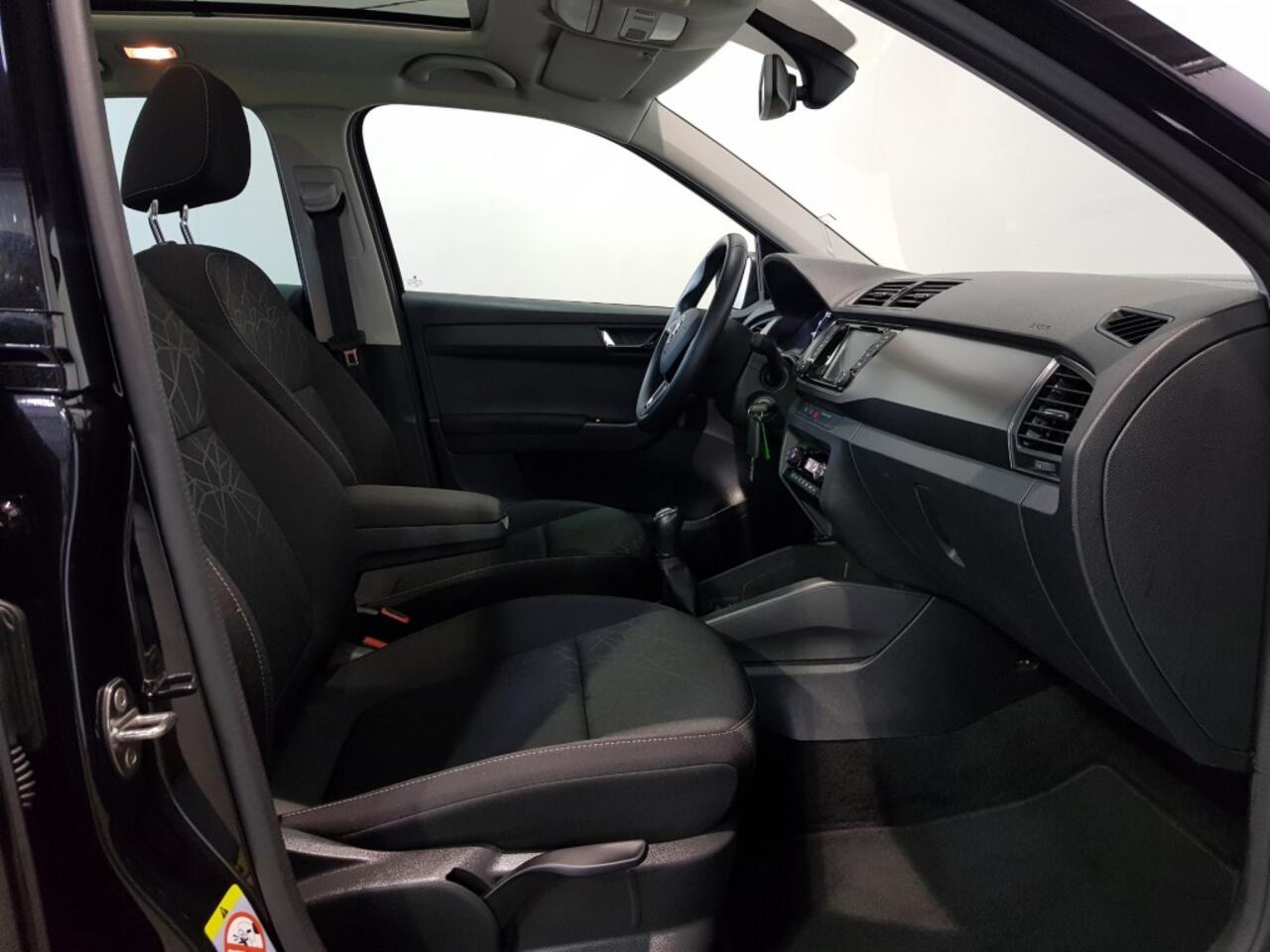 Skoda FABIA 1.0 TSI Clever / Full LED / Panodak / NL Auto