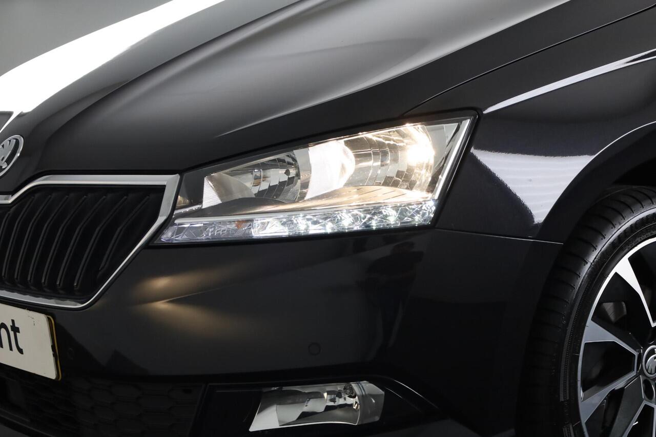 Skoda FABIA Combi 1.0 TSI Business Edition 95 pk | Navigatie via App | Parkeersensoren | Apple Carplay/Android Auto | Cruise control | Stoelverwarming |