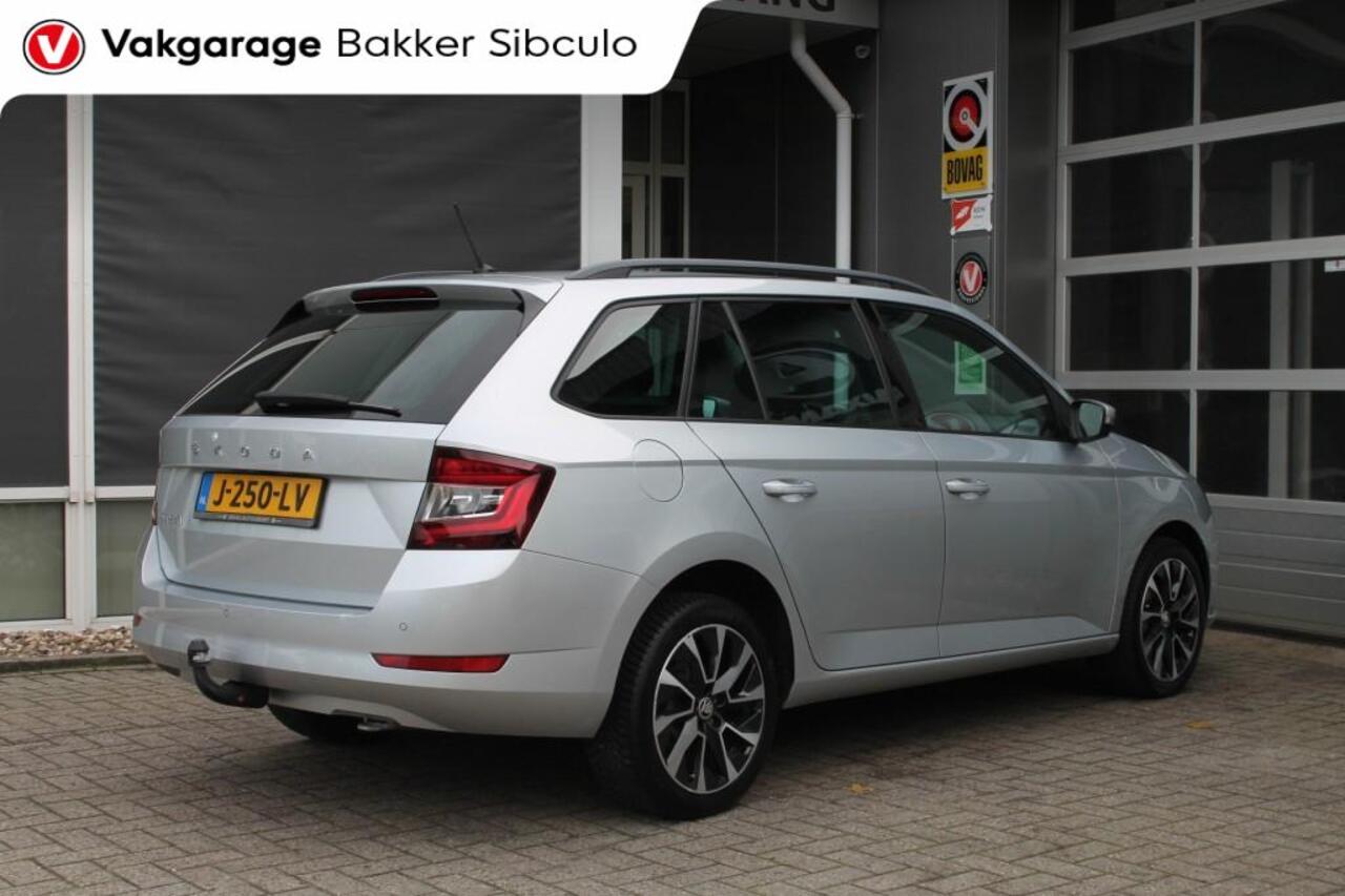 Skoda FABIA 1.0 TSI BUSINESS EDITION CLIMA CRUISE NAVI PDC TREKHAAK
