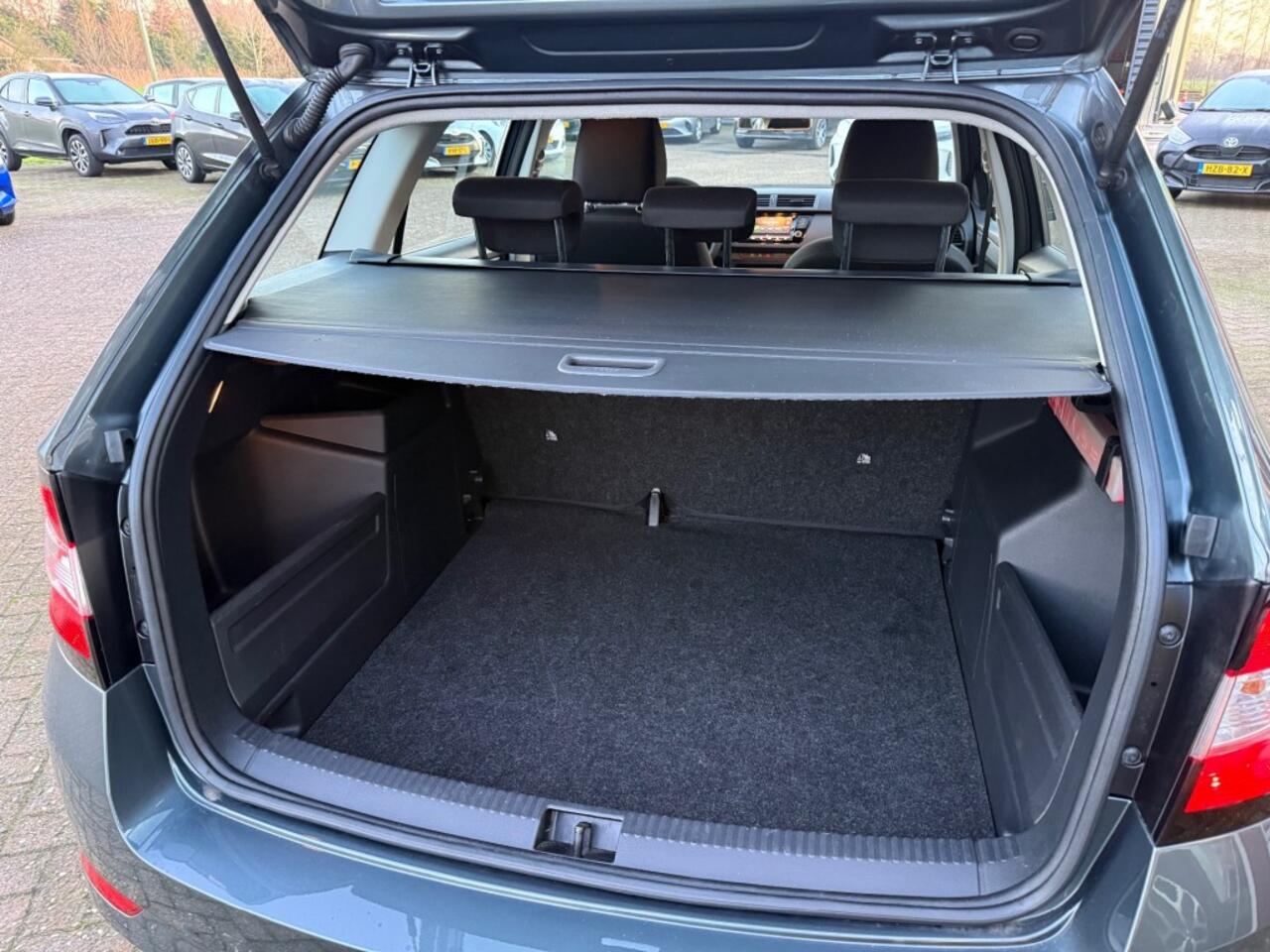 Skoda FABIA 1.0 TSI ACTIVE COMBI RADIO DAB+ / ENZ. SLECHTS 71.613 KM!