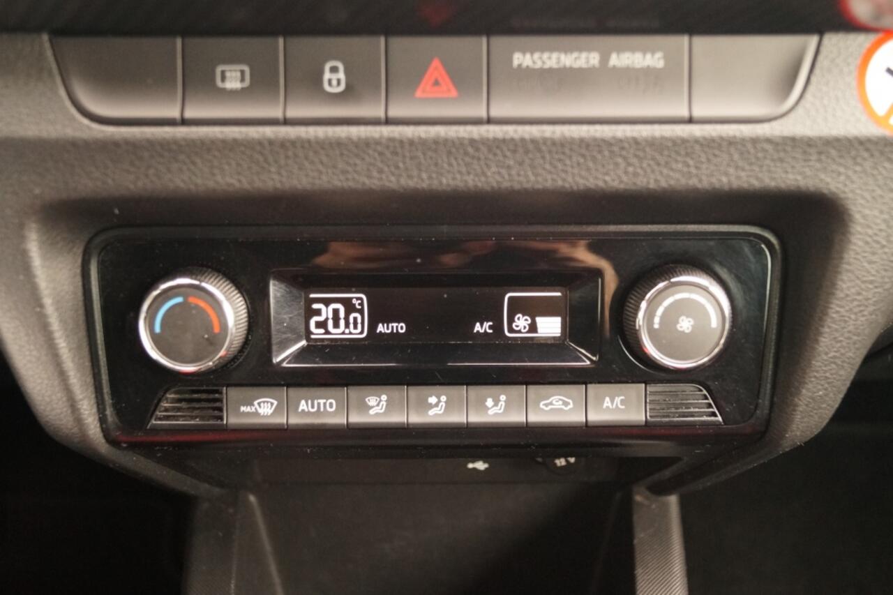 Skoda FABIA Combi 1.0 TSI 110pk Monte-Carlo -LED-ECC-NAVI-