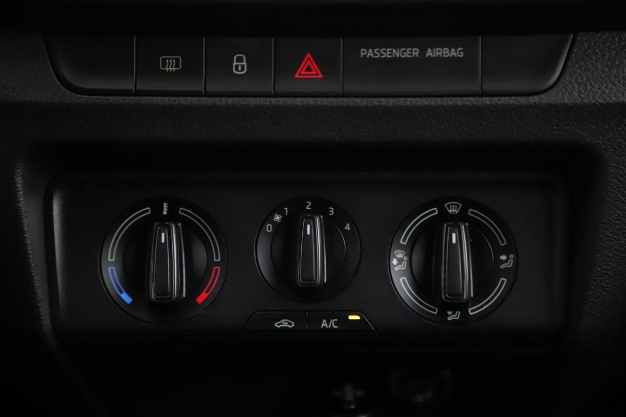 Skoda FABIA Combi 1.0 TSI Business Edition 95PK 16 inch LMV Navigatie Carplay LED Cruise Control