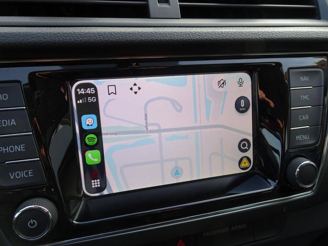 Skoda FABIA 1.0 TSI Style Cruise control | Apple CarPlay | Keyless start/ parkeer sensoren