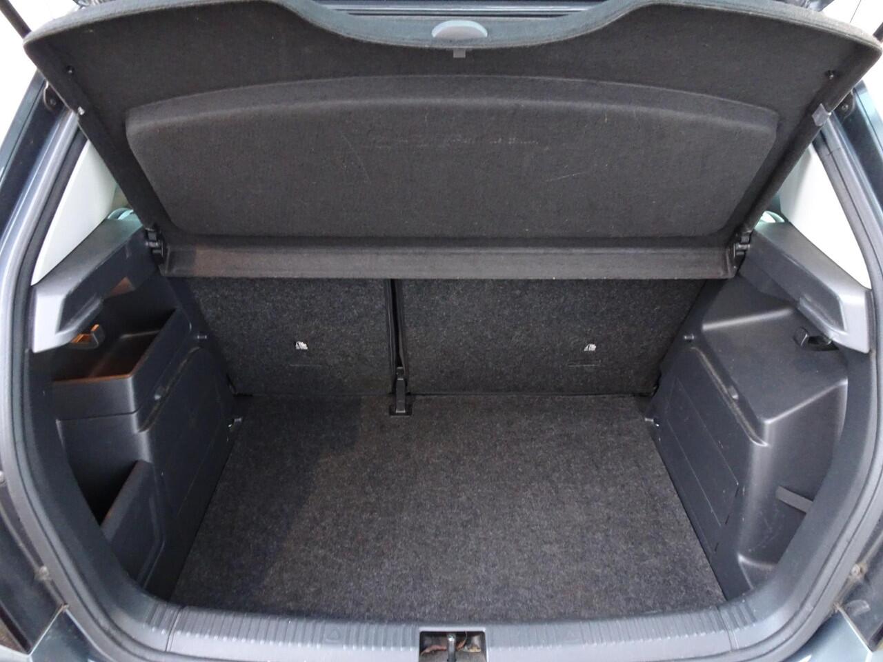 Skoda FABIA 1.0 TSI Style Cruise control | Apple CarPlay | Keyless start/ parkeer sensoren