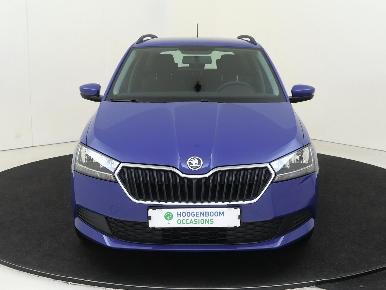 Skoda FABIA Combi 1.0 TSI Active | Trekhaak | Cruise control | Airco | Bluetooth | Verwarmbare buitenspiegels |