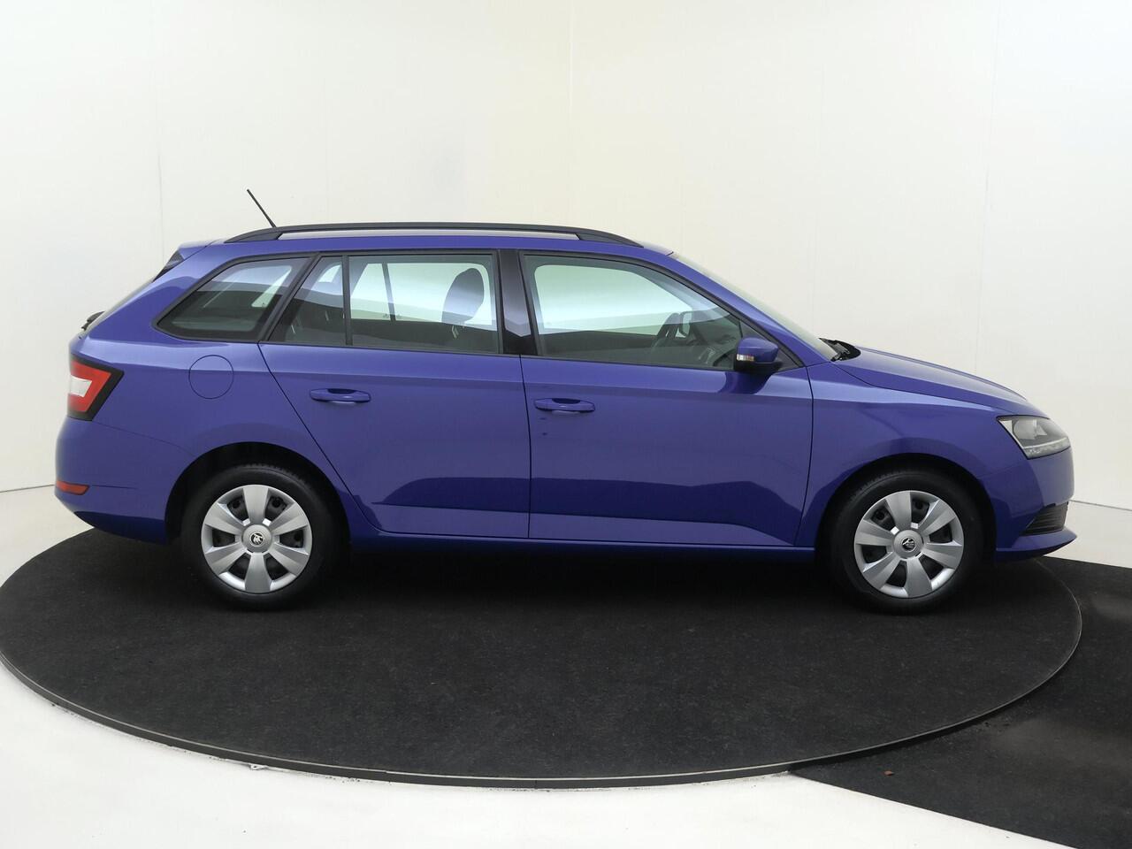 Skoda FABIA Combi 1.0 TSI Active | Trekhaak | Cruise control | Airco | Bluetooth | Verwarmbare buitenspiegels |