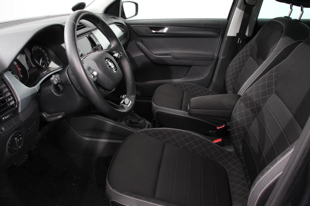 Skoda FABIA Combi 1.0 TSI DSG Ambition | Navigatie | App Connect | Camera | Cruise Control | Extra getint glas | Dab