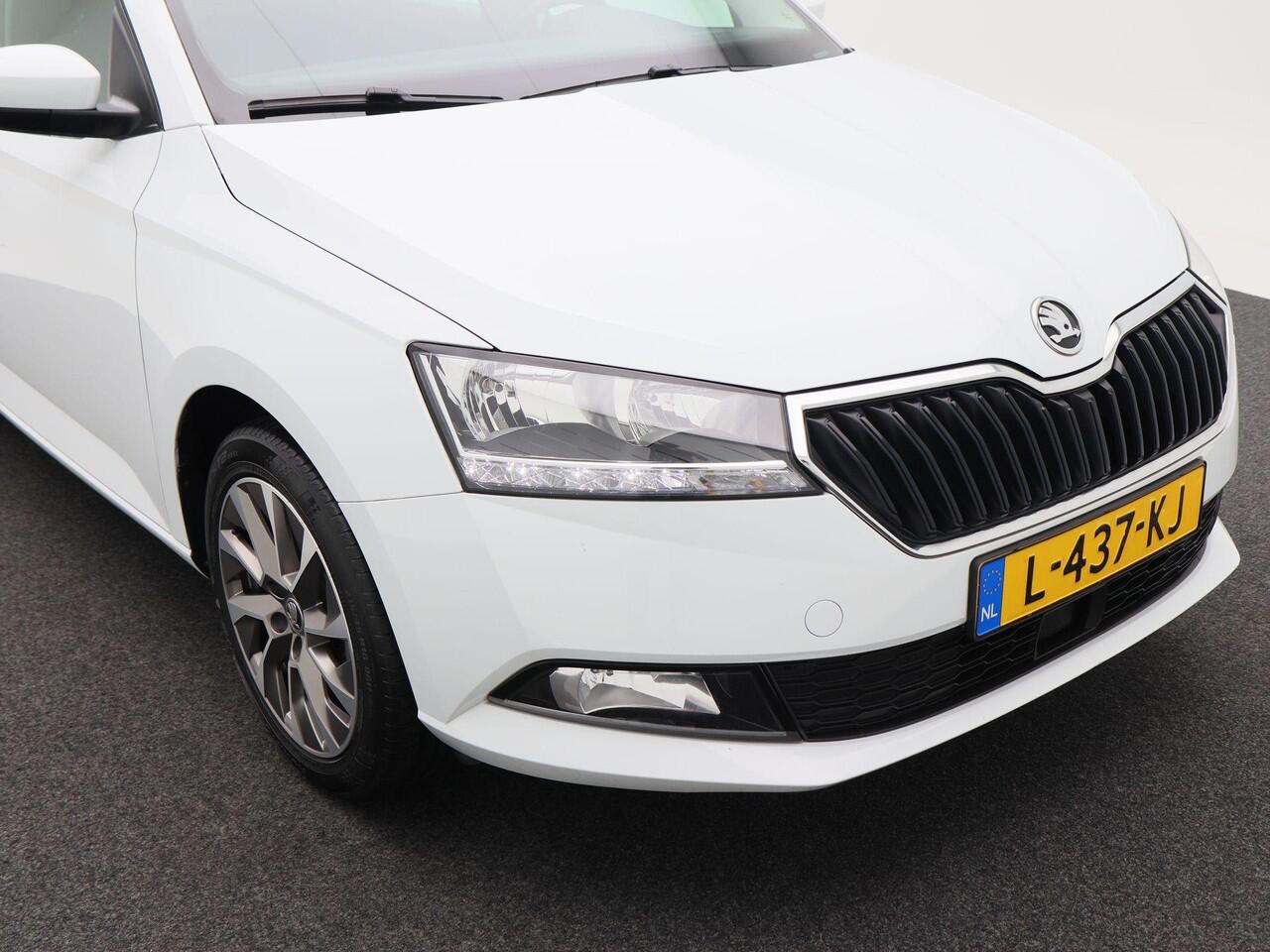 Skoda FABIA Combi 1.0 TSi Business Edition | Trekhaak | Airco | Cruise Control | Navigatiesysteem | 16 Inch