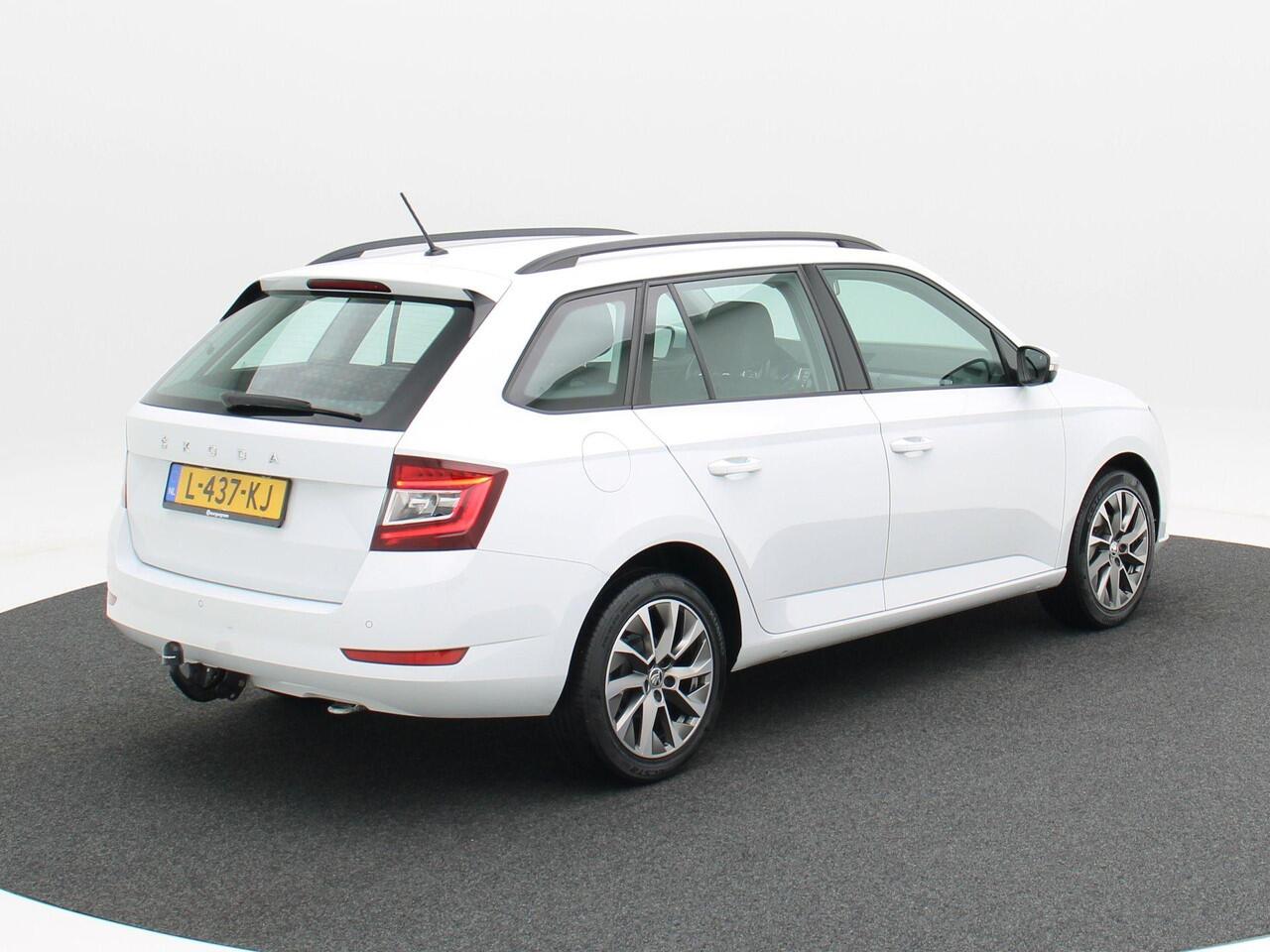 Skoda FABIA Combi 1.0 TSi Business Edition | Trekhaak | Airco | Cruise Control | Navigatiesysteem | 16 Inch