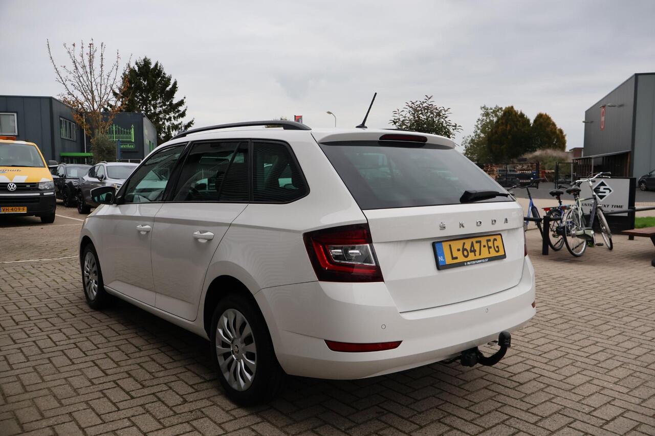 Skoda FABIA Combi 1.0 TSI Ambition 1e Eigenaar | Dealer Onderh | NL-Auto | BTW | Trekhaak | Carplay | Navi via App | Full Led | Bots Systeem | Cruise | PDC | DAB