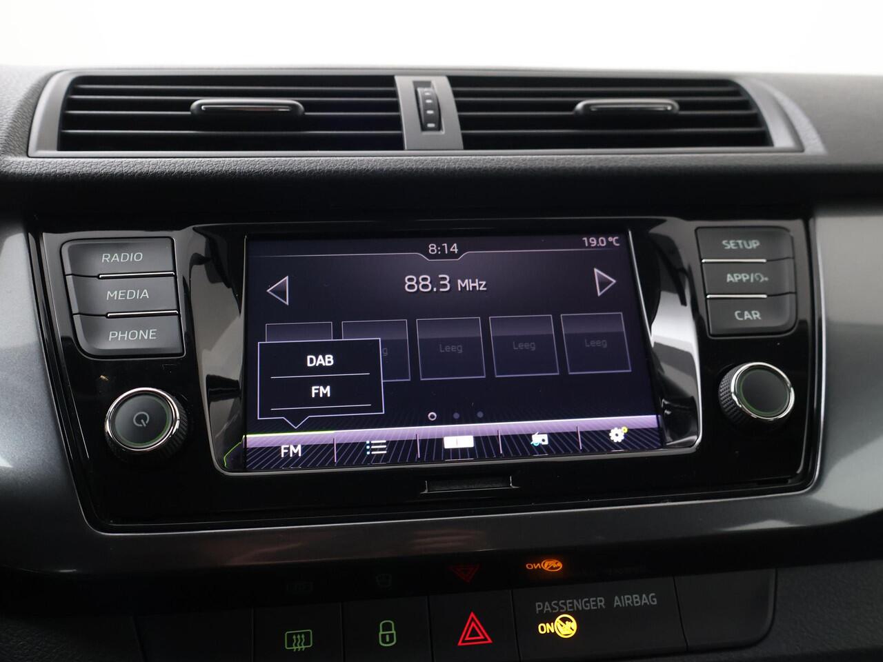 Skoda FABIA Combi 1.0 TSI Business Edition | 95 PK | Cruise control | Airco | Apple Carplay/Android Auto |