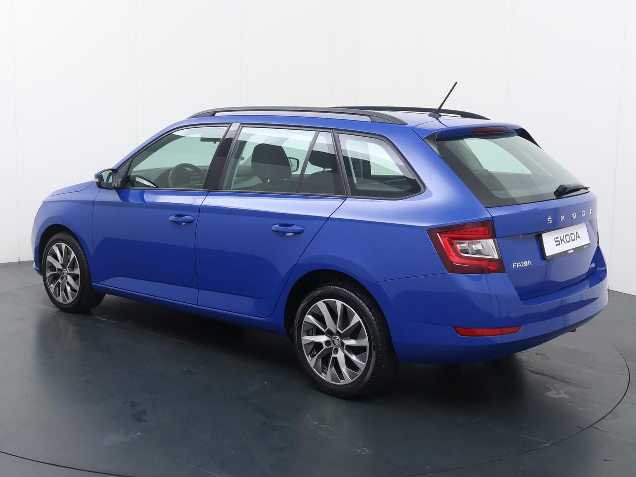 Skoda FABIA Combi 1.0 TSI Business Edition | 95 PK | Cruise control | Airco | Apple Carplay/Android Auto |