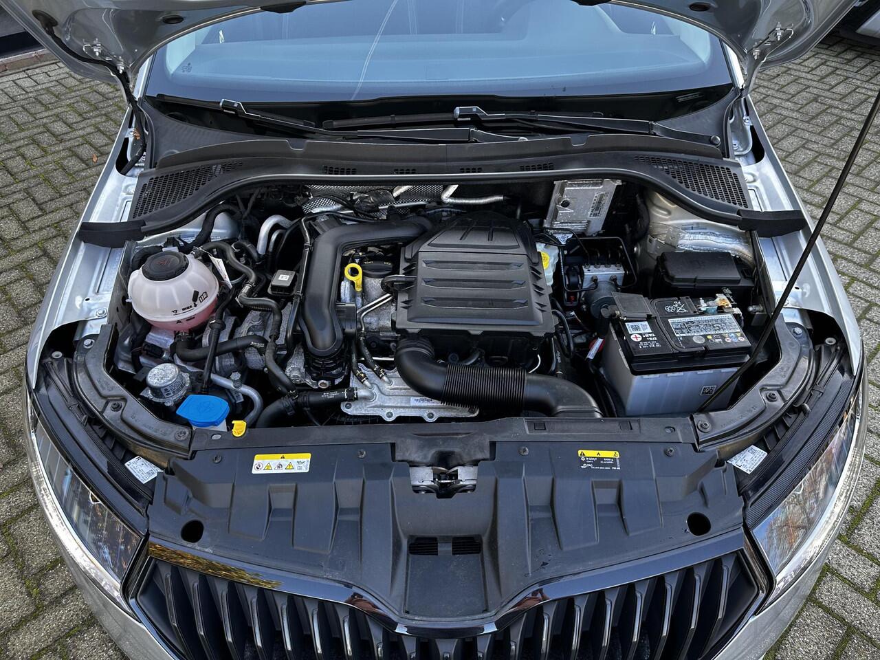 Skoda FABIA 1.0 TSI Sport business DSG Automaat | 41.000 km | Luxe & Rijklaar ?