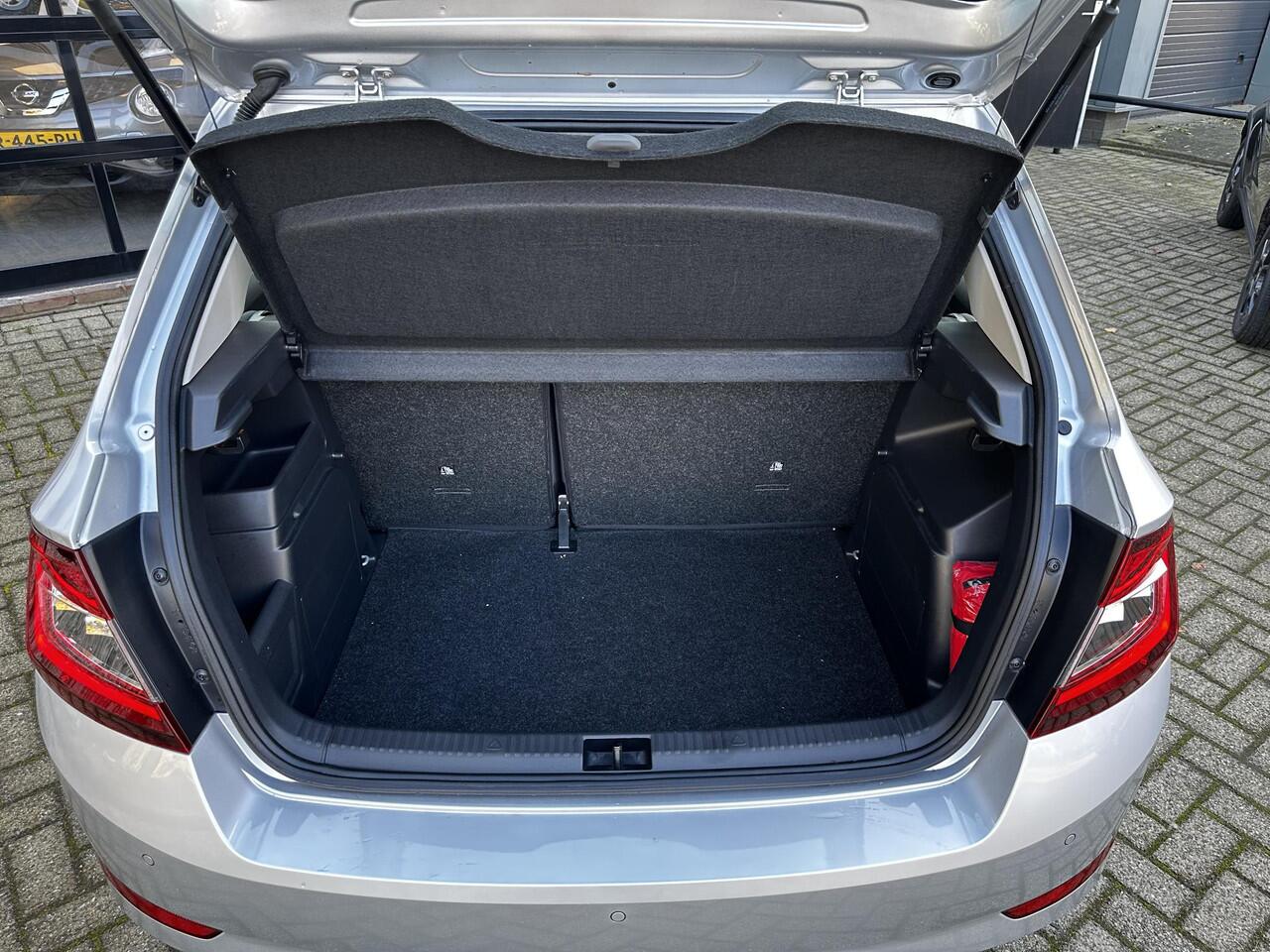 Skoda FABIA 1.0 TSI Sport business DSG Automaat | 41.000 km | Luxe & Rijklaar ?